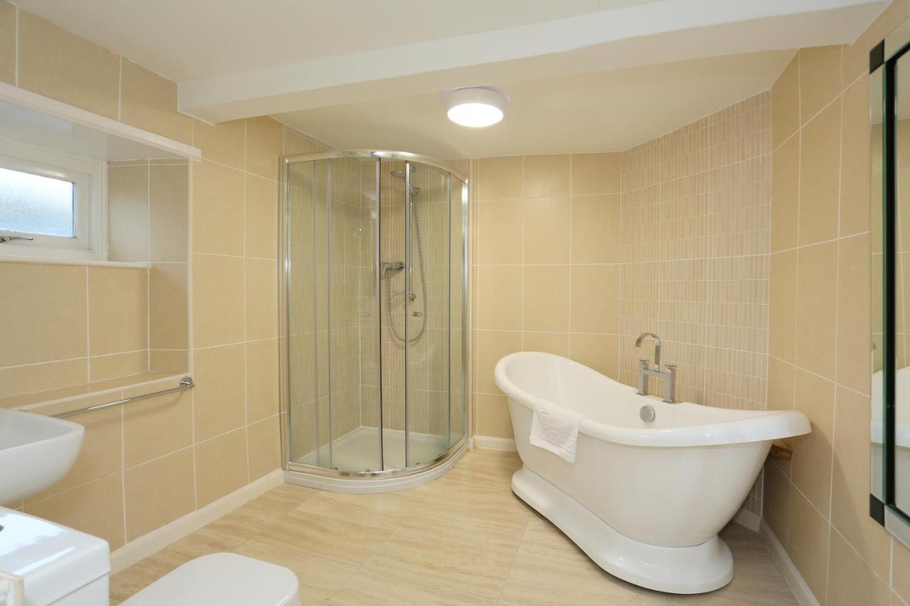 Downe Arms Country Inn Wykeham  Екстер'єр фото