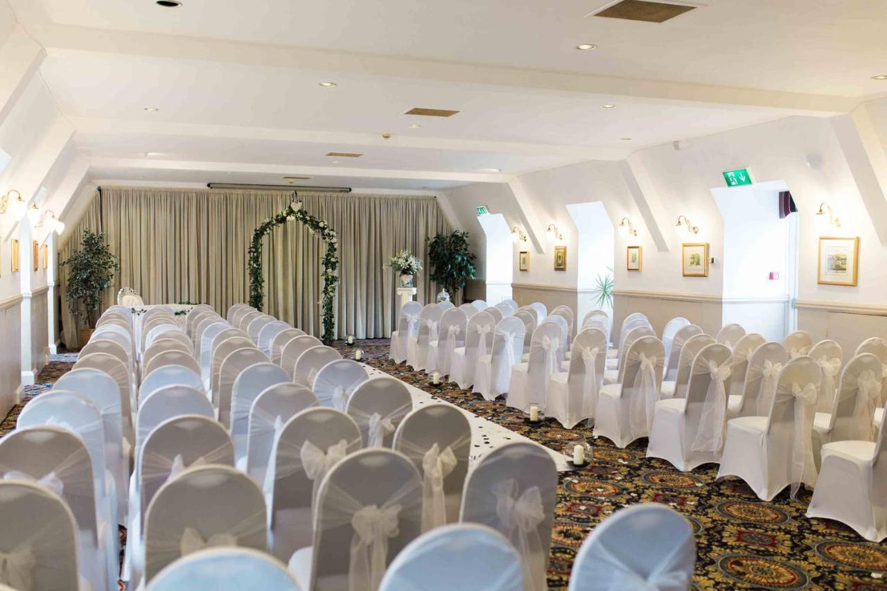 Downe Arms Country Inn Wykeham  Екстер'єр фото